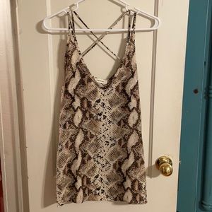 Boutique snake print crisscross back tank!